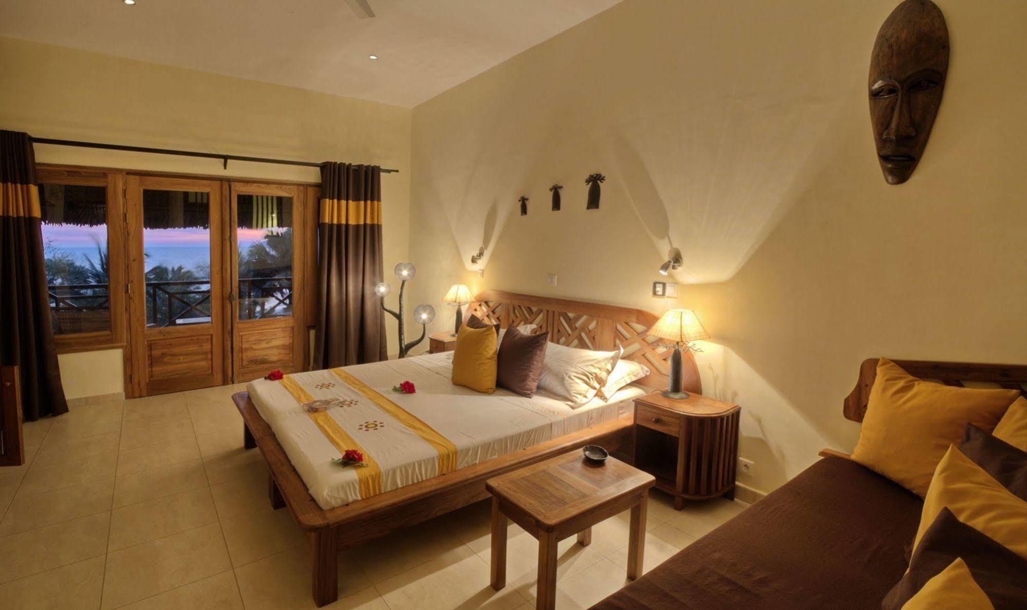 Vanila Hotel & Spa Ambaro Luaran gambar